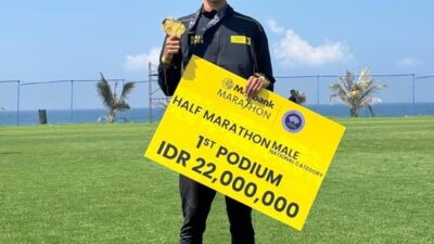 Atlet Muda Padang Juara Half Marathon 21 Km