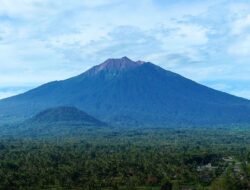Pemkab Solsel Kembangkan Ekowisata Gunung Kerinci untuk Dongkrak Ekonomi Daerah